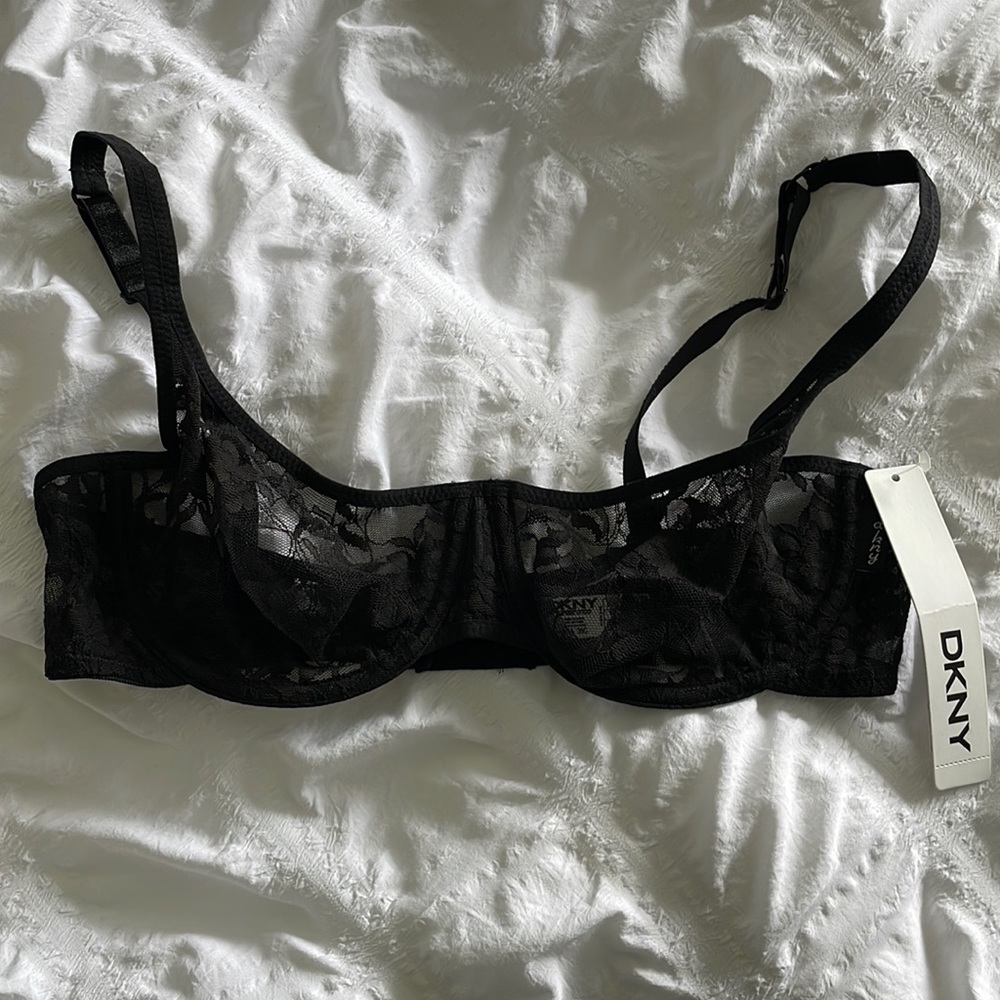 Dkny NWT 451000 black lace underwire 36c